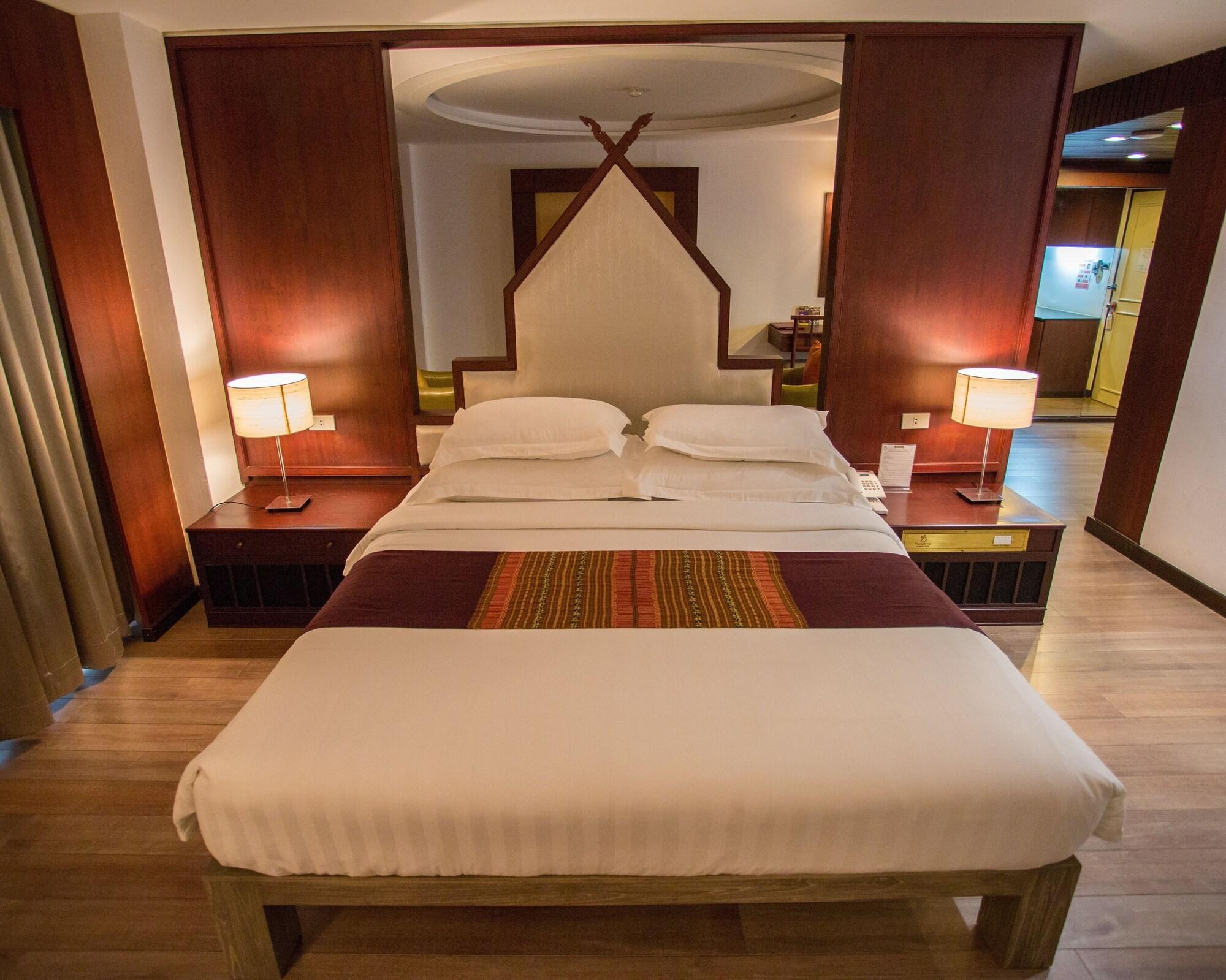 Seeharaj Hotel Уттарадит Экстерьер фото