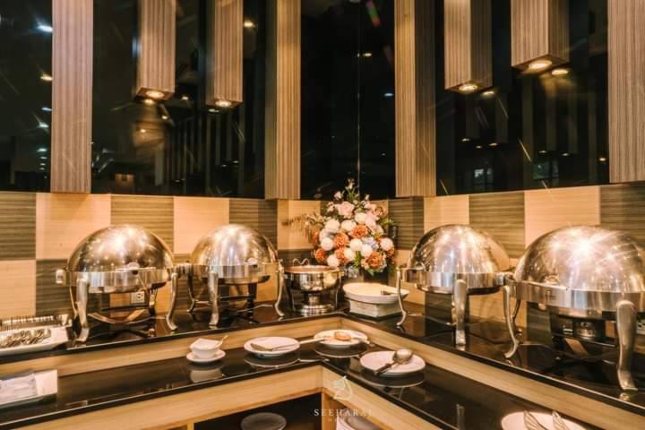 Seeharaj Hotel Уттарадит Экстерьер фото