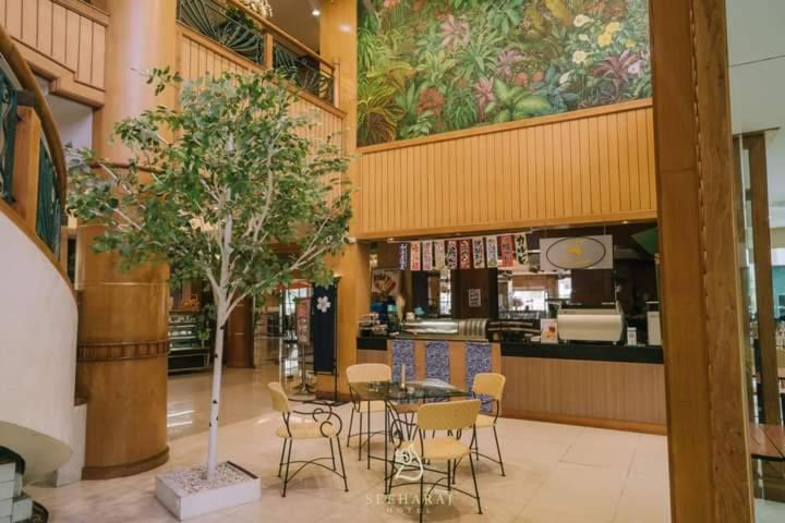 Seeharaj Hotel Уттарадит Экстерьер фото
